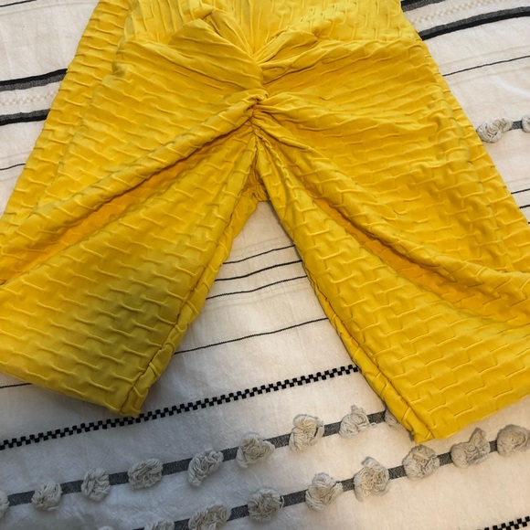 Scrunch booty leggings - Picture 3 of 3